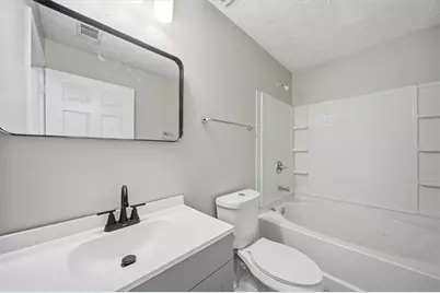 8201 Fairington Ridge Circle, Lithonia, GA 30038 - Photo 7