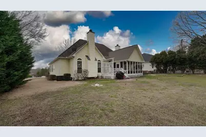 19 Golden Eagle Drive, Adairsville, GA 30103 - Photo 5