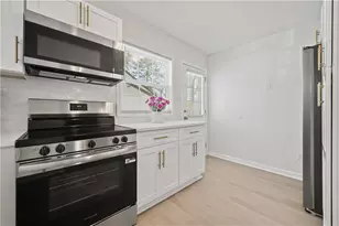 1344 Bluefield Dr SW, Atlanta, GA 30310 - Photo 7