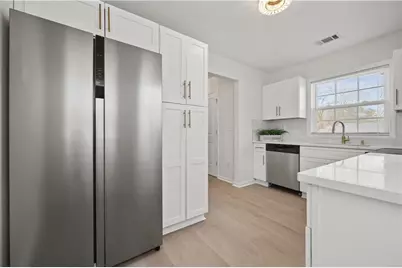 1344 Bluefield Drive SW, Atlanta, GA 30310 - Photo 5