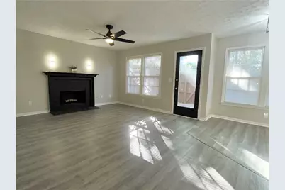 4977 Wynhurst Way, Stone Mountain, GA 30088 - Photo 3