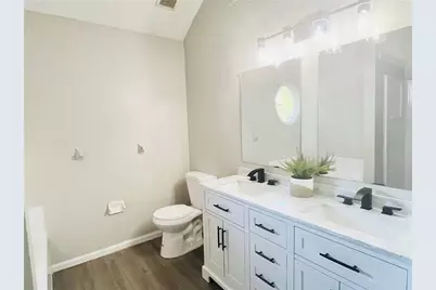 4977 Wynhurst Way, Stone Mountain, GA 30088 - Photo 9