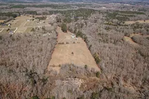 605 Rowe Rd, Senoia, GA 30276 - Photo 13