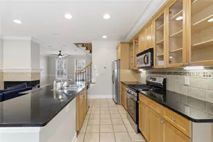 211 Merritts Ave NW, Atlanta, GA 30313 - Photo 11