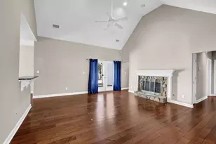 200 Blue Spruce Cir, Alpharetta, GA 30005 - Photo 5