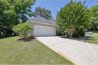 200 Blue Spruce Circle, Alpharetta, GA 30005 - Photo 3