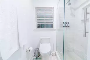 4006 N Stratford Rd NE, Atlanta, GA 30342 - Photo 17