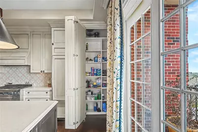 3657 Peachtree Road NE #9A, Atlanta, GA 30319 - Photo 23