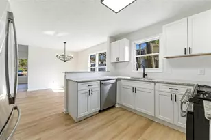 2263 Wellington Cir, Lithonia, GA 30058 - Photo 11