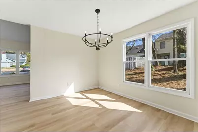 2263 Wellington Circle, Lithonia, GA 30058 - Photo 7