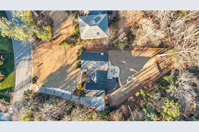 4979 Vernon Oaks Drive, Atlanta, GA 30338 - Photo 39