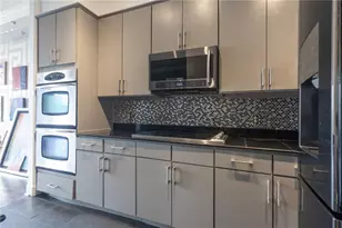 3445 Stratford Rd, Atlanta, GA 30326 - Photo 5