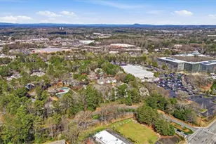 2011 Henderson Cir, Alpharetta, GA 30004 - Photo 33