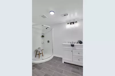 3951 Covered Bridge Road SW, Smyrna, GA 30082 - Photo 17