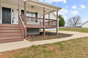 132 Millstone Dr, Commerce, GA 30530 - Photo 5