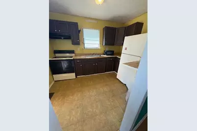 407 E Brooks Ave, Griffin, GA 30223 - Photo 9