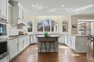 2630 Hamptons Chase, Alpharetta, GA 30005 - Photo 11