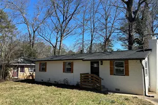 1700 Shirley St SW, Atlanta, GA 30310 - Photo 3