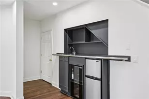 250 Enclave Cir, Atlanta, GA 30342 - Photo 35