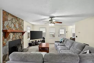 1029 Laurel Lake Dr, Ball Ground, GA 30107 - Photo 9