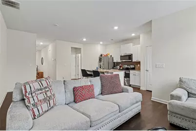 5699 Union Pointe Drive, Union City, GA 30291 - Photo 7