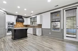 135 Discovery Lake Dr, Fayetteville, GA 30215 - Photo 15