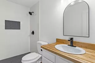 5419 Fieldgreen Dr, Stone Mountain, GA 30088 - Photo 5