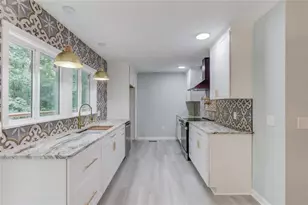 5345 Pilgrim Point Rd, Cumming, GA 30041 - Photo 7