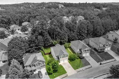 6608 Oak Hill Pass, Fairburn, GA 30213 - Photo 17