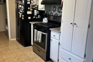 1405 Rainbow Cir, Griffin, GA 30224 - Photo 5