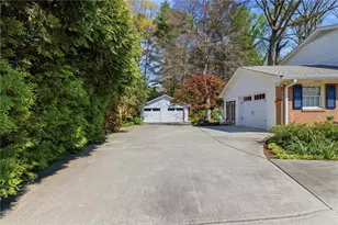 1924 Queens Way, Atlanta, GA 30341 - Photo 79