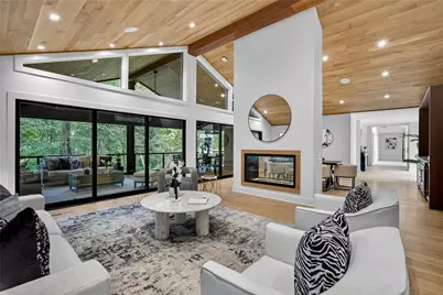 585 Amberidge Trail, Atlanta, GA 30328 - Photo 11