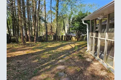 8425 Falling Rocks Way, Lithonia, GA 30058 - Photo 25