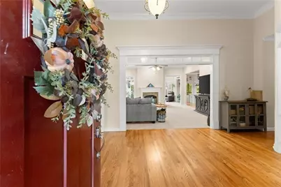 825 Mill Garden Place, Cumming, GA 30040 - Photo 3