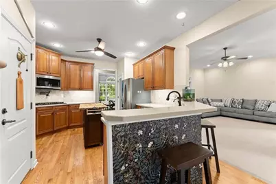 825 Mill Garden Place, Cumming, GA 30040 - Photo 15