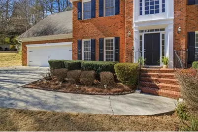 815 Kings Arms Way, Alpharetta, GA 30022 - Photo 3