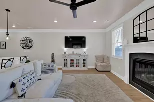 1914 Carovel Wy, Kennesaw, GA 30144 - Photo 9