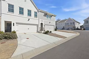 1914 Carovel Wy, Kennesaw, GA 30144 - Photo 3