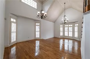 6215 Bannerhorn Run, Alpharetta, GA 30005 - Photo 17