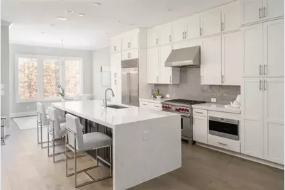 4518 Collins Avenue, Atlanta, GA 30342 - Photo 7