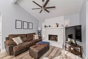 3241 Mountain Hollow Dr, Marietta, GA 30062 - Photo 9