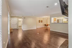 208 Bainbridge Dr, Atlanta, GA 30327 - Photo 5