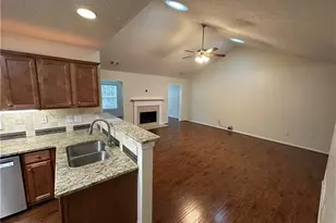 58 Thornberry Ln, Jefferson, GA 30549 - Photo 5