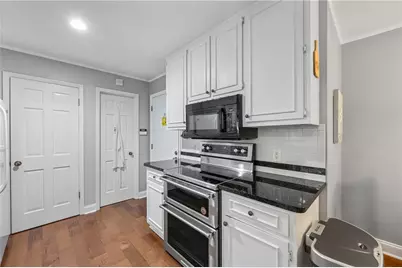 684 Honeysuckle Road, Gainesville, GA 30501 - Photo 15