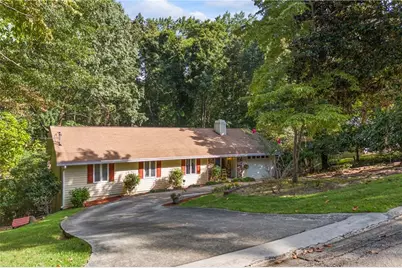 684 Honeysuckle Road, Gainesville, GA 30501 - Photo 3