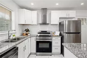 2440 Edgewater Dr SW, Atlanta, GA 30311 - Photo 11