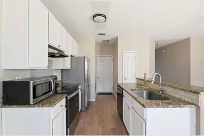 5100 Windsor Forrest Lane, College Park, GA 30349 - Photo 9