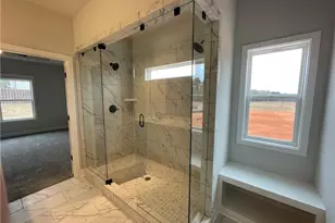 165 Bramblewood Dr, Winder, GA 30680 - Photo 9