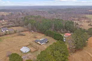 40 L Z Jackson Rd, Bowdon, GA 30108 - Photo 33