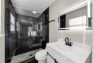 2478 Verbena Circle NW, Atlanta, GA 30314 - Photo 9